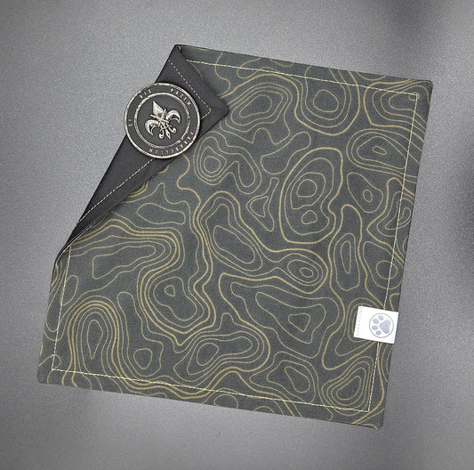 Dark Earthy Green Topo